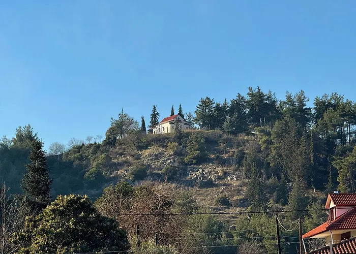 Mountain View Polikarpi