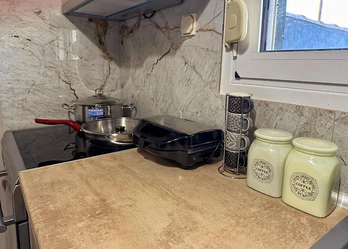 Mountain View Polikarpi